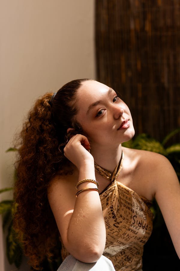 Jonc en or femme : créez votre bijou unique et élégant